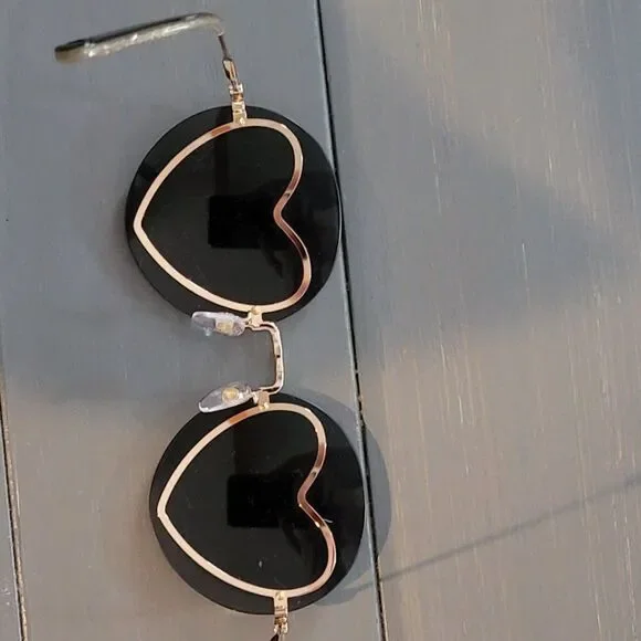 Marc Jacobs Round Shape 59MMAcetate Sunglasses With Gold Hearts For Wo…